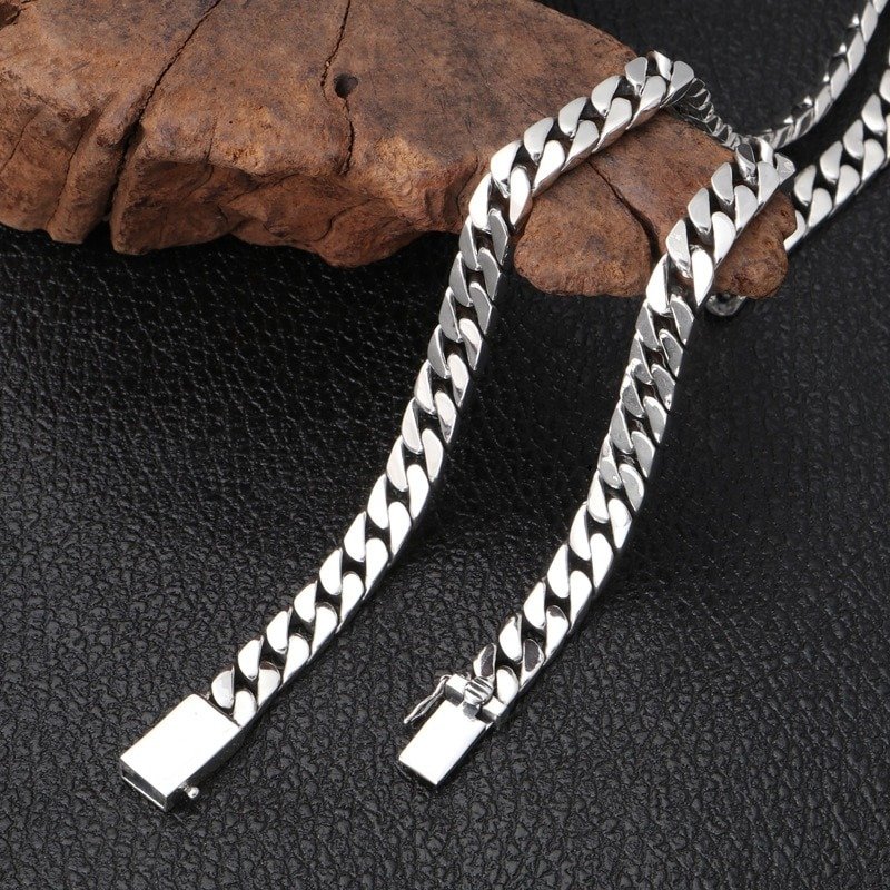 925 Sterling Silver Necklace Flat Square Link opened clasp