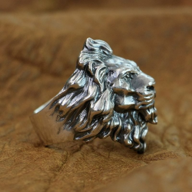 Sterling Silver Lion Head Ring profile view