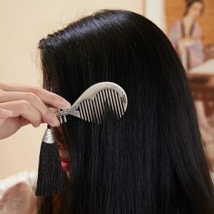 Black And Silver Hair Combs example of use