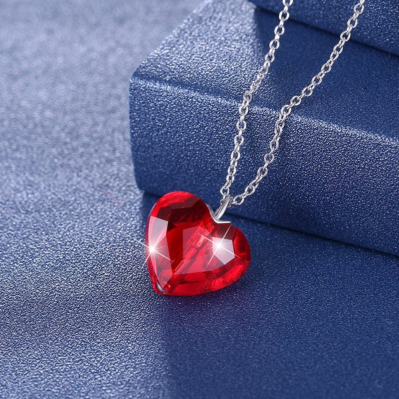 Sterling Silver Crystal Heart Necklace red details