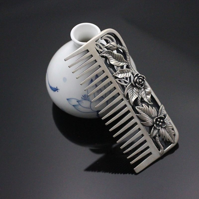 Antique Sterling Silver Hair Comb teeth details