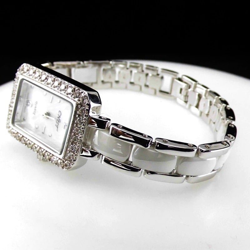 Elegant Silver Lady Watch motherpearl and silver bracelet