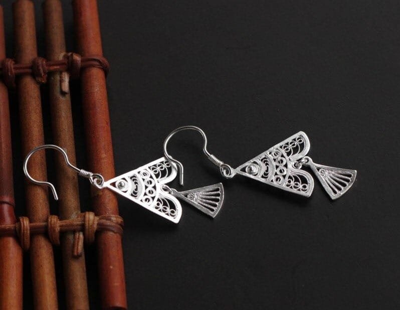 Fish Earrings Silver profile view 2