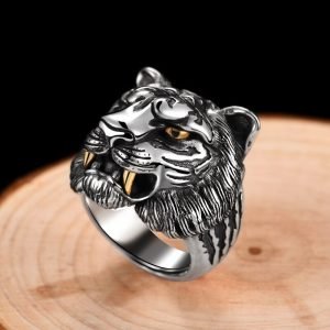Tiger Ring Silver up view