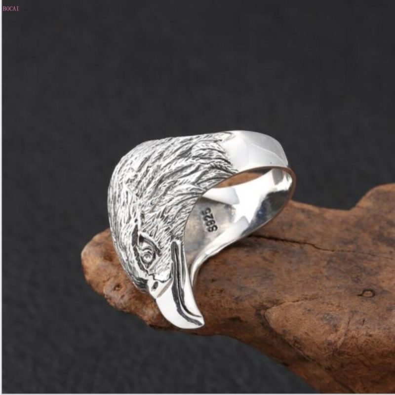 Silver Eagle Head Ring profile view