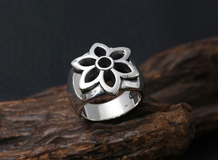 Plum Blossom Signet Ring up view