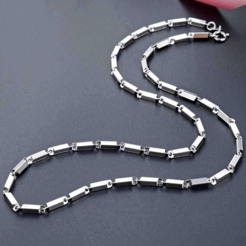 Rectangle Chain Necklace closed