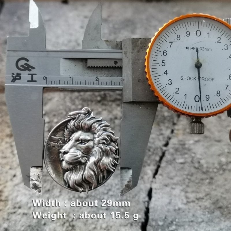 Sterling Silver Lion Head Medallion measures