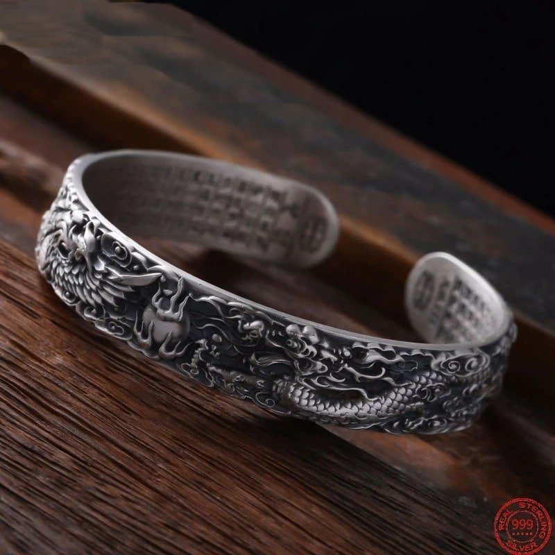 Womens Silver Dragon Bracelets engraving and carving details