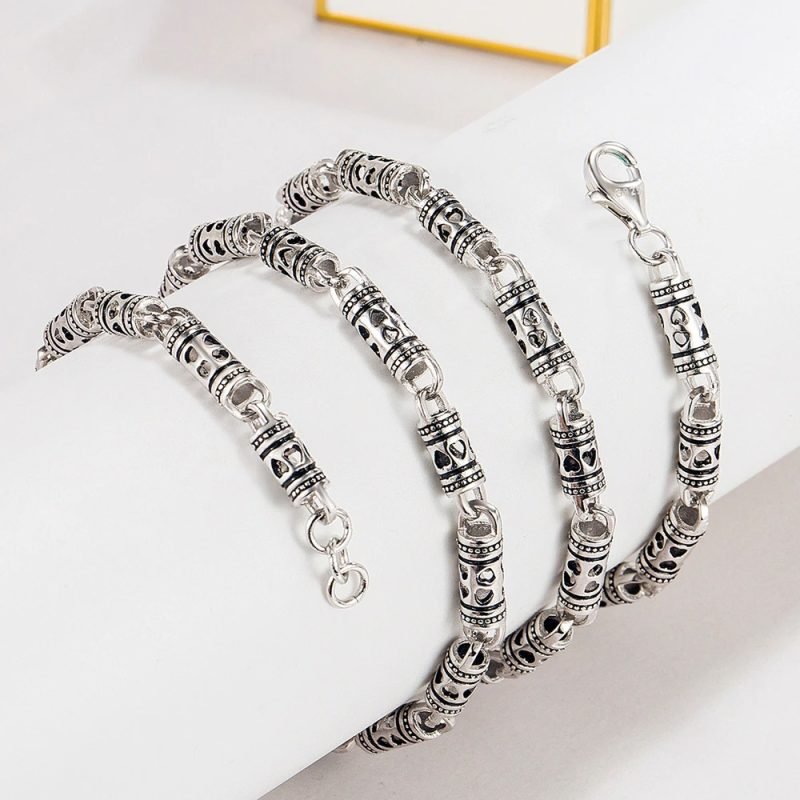 Mens Silver Necklace Styles necklace clasp details