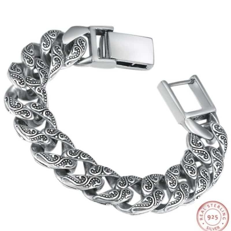 Simple Wide Chain Silver Bracelet demo